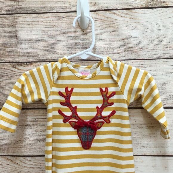 RICRAC AND RUFFLES ROMPER WITH APPLIQUED DEER HEAD - Picture 2 of 7